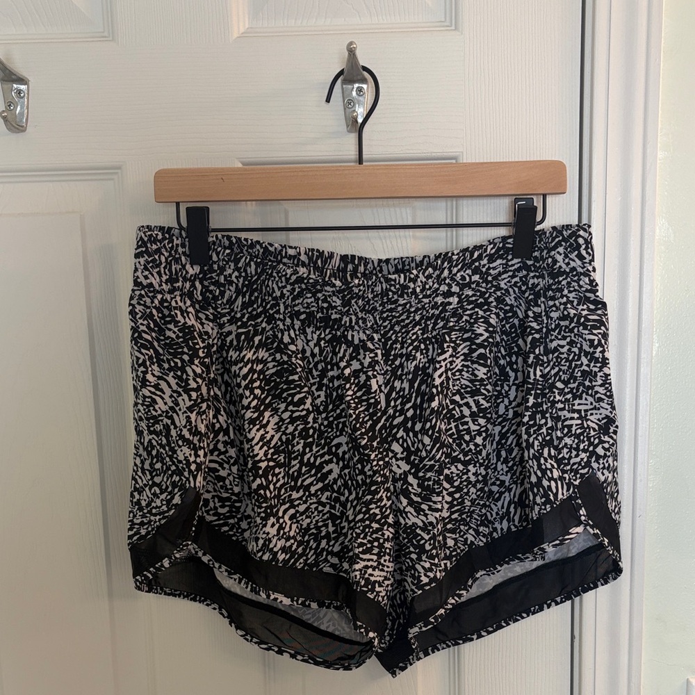 Athleta 4” Racer Run Short